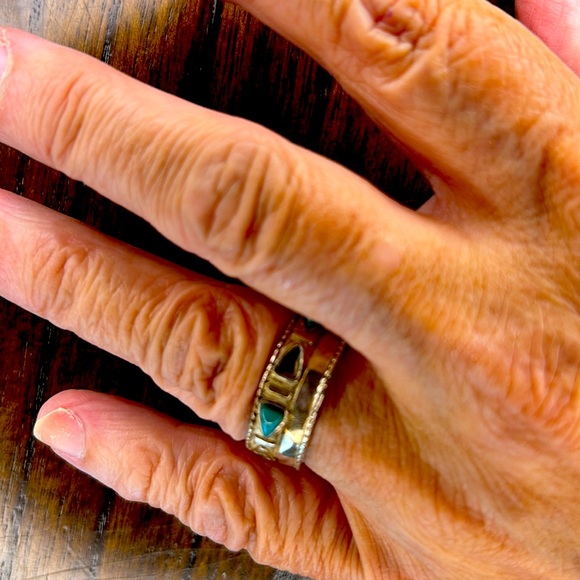 Trailblazer Ring, Silpada vintage Sterling silver and compressed turquoise. - Picture 3 of 6